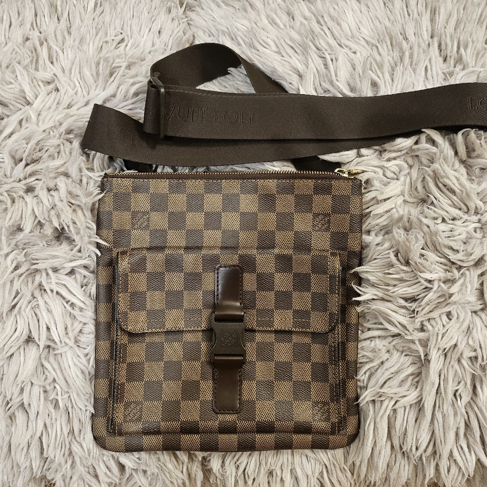 Authentic Louis Vuitton Checkered Brown Crossbody Bag
